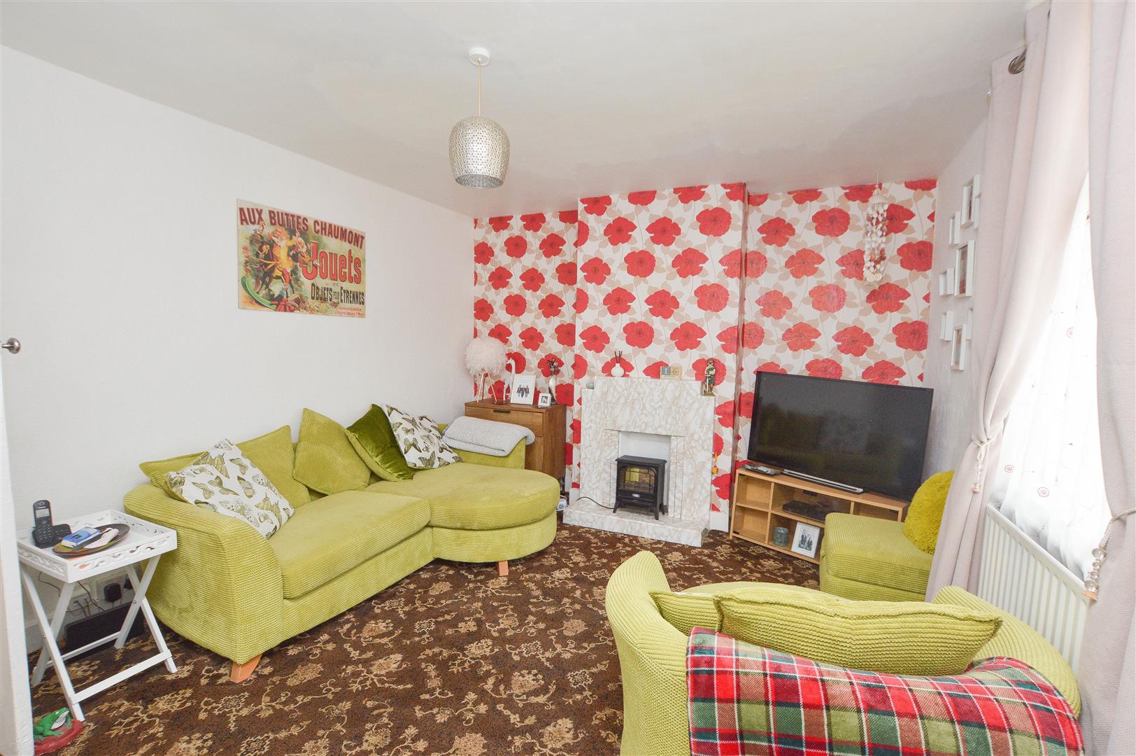 Property Details for Seaside Eastbourne East Sussex BN22 7RP Town Property Estate Agents